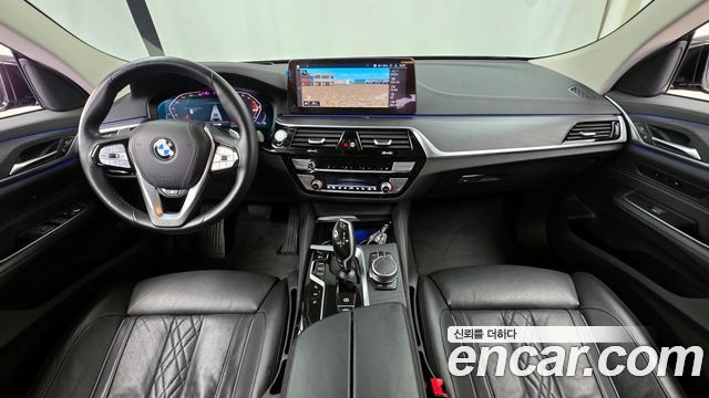 BMW Gran Turismo 2021 — photo 7