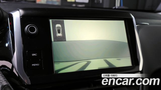 Peugeot 2008 2016 — photo 13