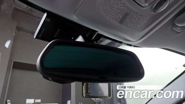 Peugeot 2008 2016 — photo 17