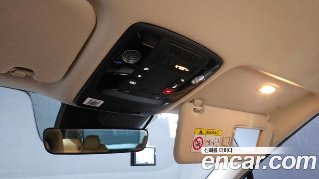 Kia Canival 2023 — photo 17