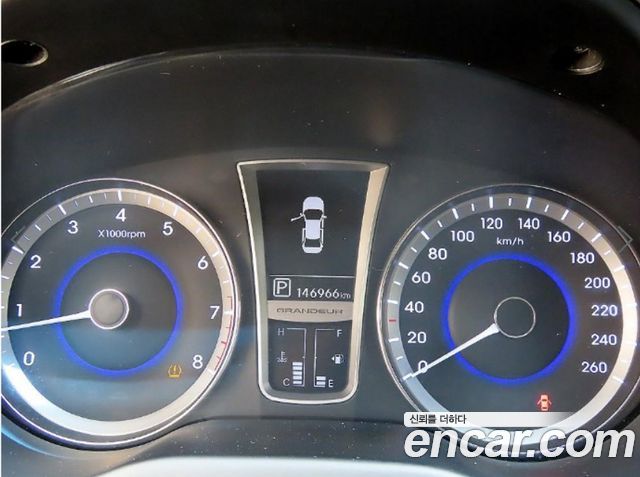 Hyundai Grandeur 2013 — photo 9