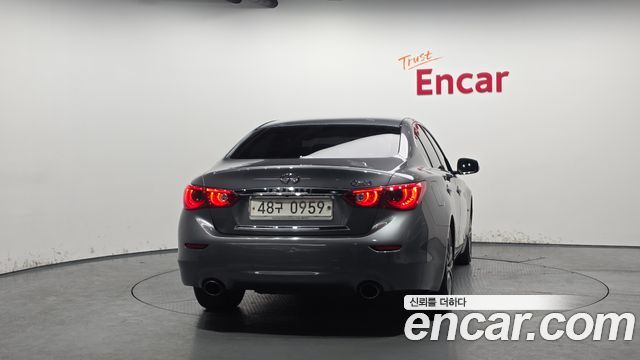 Infiniti Q50 2016 — photo 4