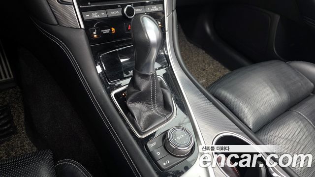 Infiniti Q50 2016 — photo 9