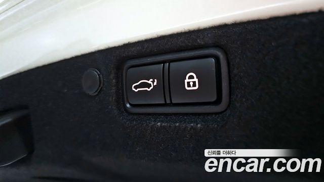 Kia K7 2020 — photo 18