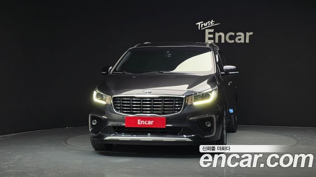 Kia Canival 2019 — photo 3