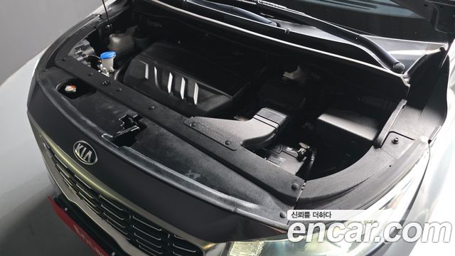 Kia Canival 2019 — photo 6