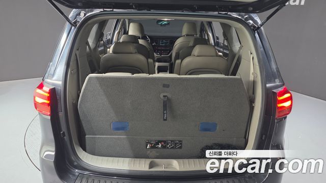 Kia Canival 2019 — photo 20