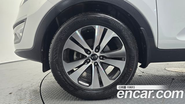 Kia Sportage 2012 — photo 5