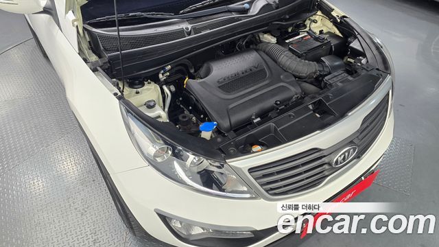 Kia Sportage 2012 — photo 6