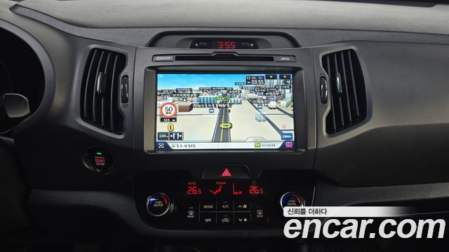 Kia Sportage 2012 — photo 15