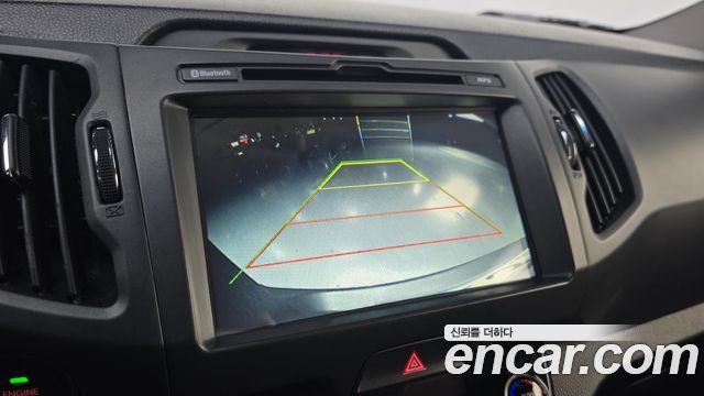 Kia Sportage 2012 — photo 16