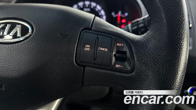 Kia Sportage 2012 — photo 17