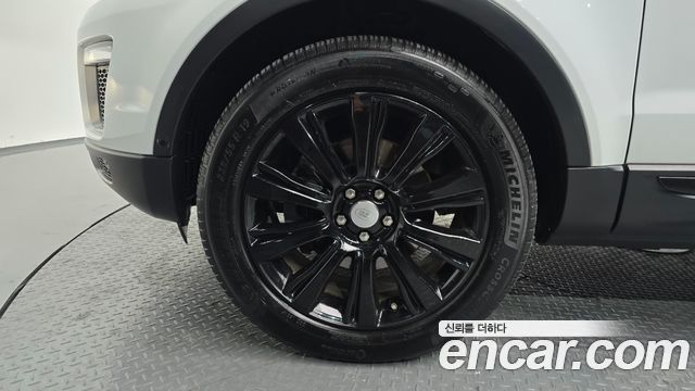 Land Rover Range Rover Evoque 2018 — photo 5