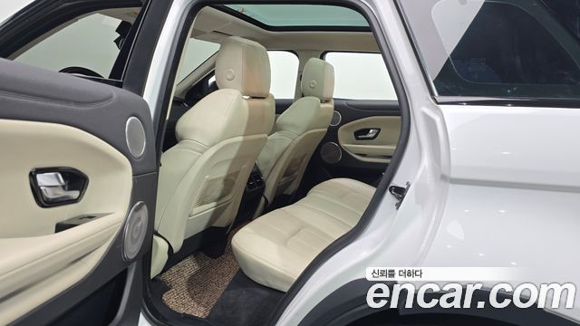 Land Rover Range Rover Evoque 2018 — photo 12