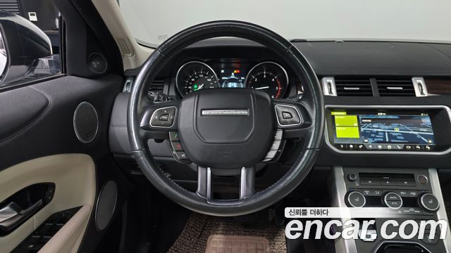 Land Rover Range Rover Evoque 2018 — photo 13