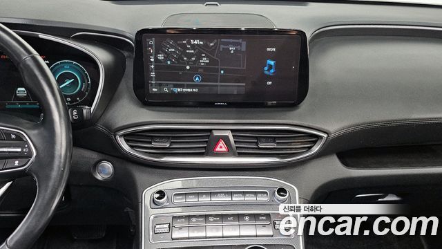Hyundai Santafe 2022 — photo 15