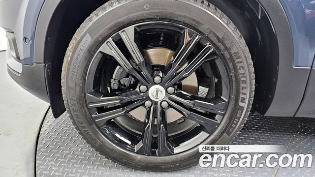 Volvo XC40 2021 — photo 5