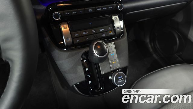 Hyundai Casper 2023 — photo 9