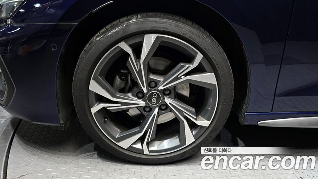Audi A3 2025 — photo 5