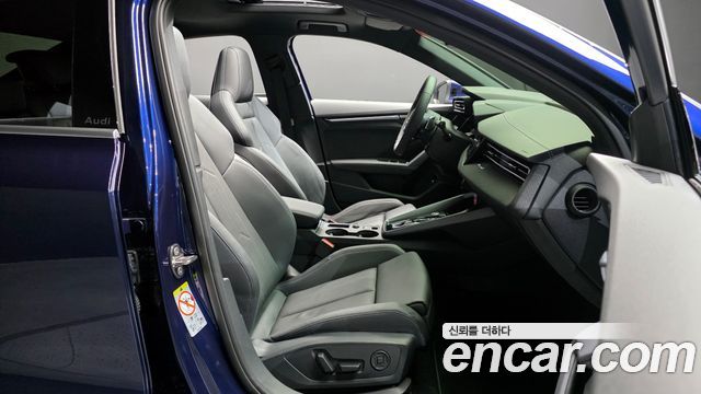 Audi A3 2025 — photo 10
