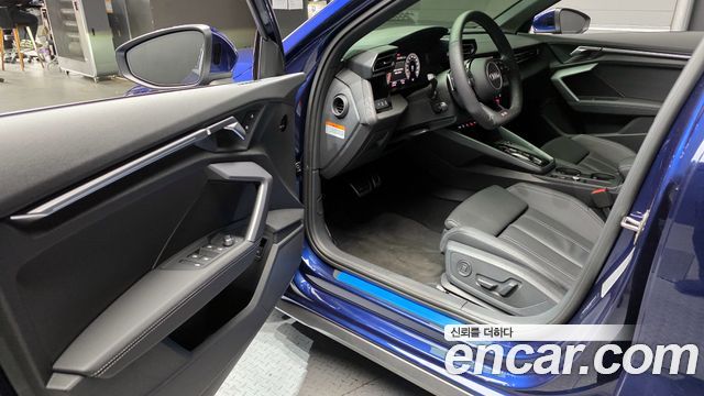 Audi A3 2025 — photo 11