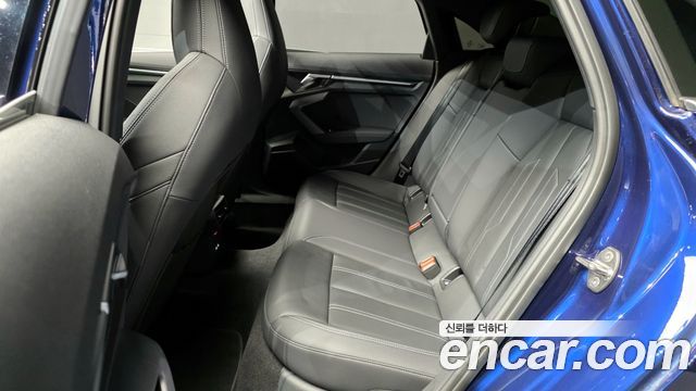 Audi A3 2025 — photo 12