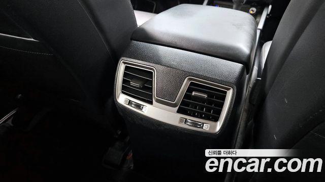KG Mobility Rexton 2019 — photo 18