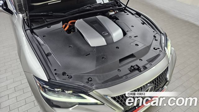 Lexus LS 2023 — photo 6