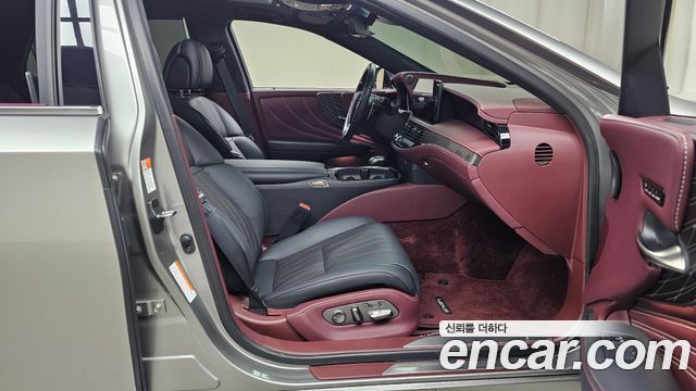Lexus LS 2023 — photo 11