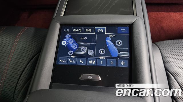 Lexus LS 2023 — photo 18