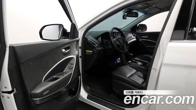 Hyundai Santafe 2018 — photo 10