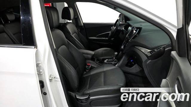 Hyundai Santafe 2018 — photo 11