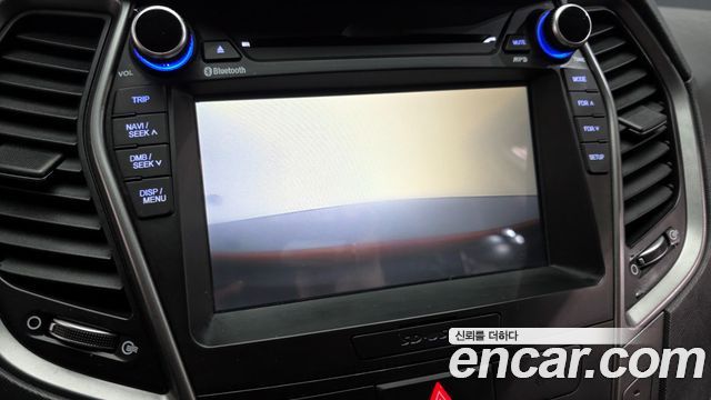 Hyundai Santafe 2018 — photo 16