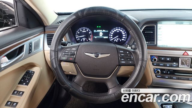 Genesis G80 2017 — photo 13
