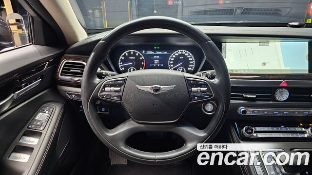 Genesis G90 2019 — photo 13