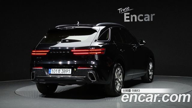Genesis GV70 2023 — photo 2