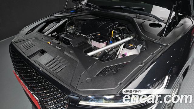 Genesis GV70 2023 — photo 6