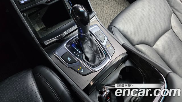 Hyundai Grandeur 2015 — photo 9