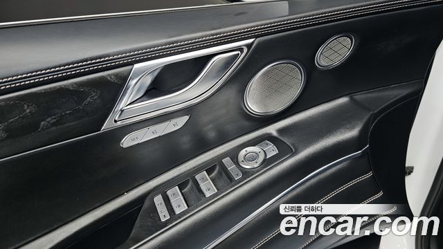 Genesis GV80 2020 — photo 20