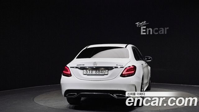 Mercedes-Benz C-Class 2019 — photo 4