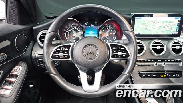 Mercedes-Benz C-Class 2019 — photo 15