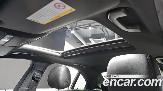 Mercedes-Benz C-Class 2019 — photo 19