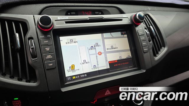 Kia Sportage 2011 — photo 14