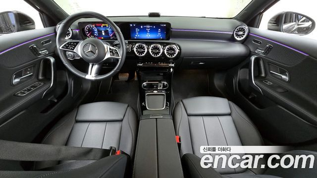 Mercedes-Benz A-Class 2025 — photo 7
