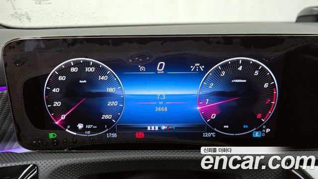 Mercedes-Benz A-Class 2025 — photo 8