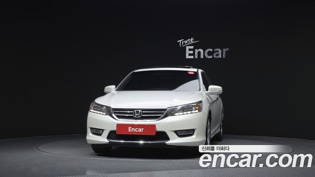 Honda Accord 2013 — photo 3