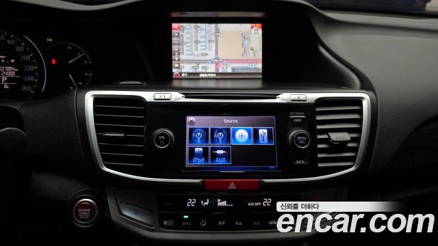 Honda Accord 2013 — photo 15