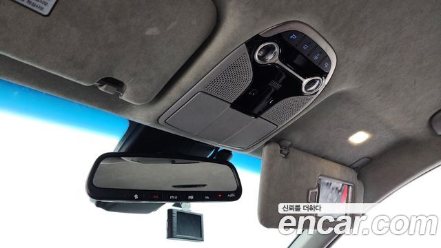 Hyundai Grandeur 2018 — photo 17