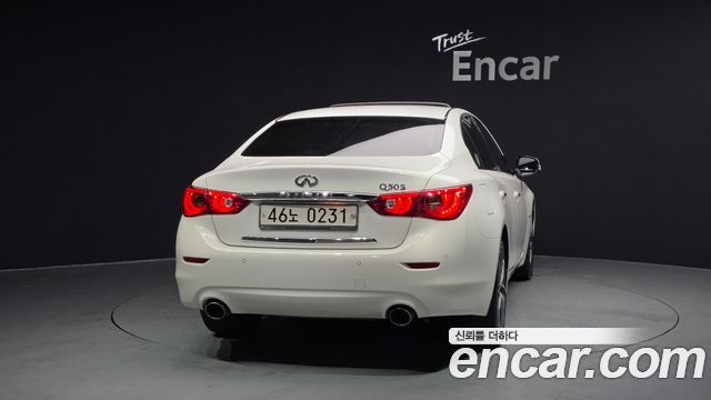 Infiniti Q50 2016 — photo 4