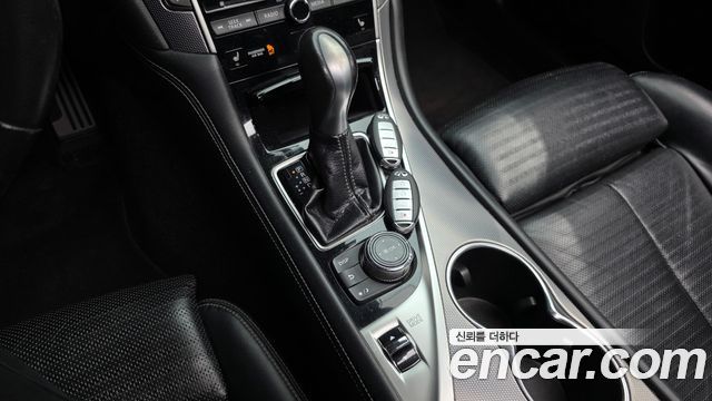 Infiniti Q50 2016 — photo 9
